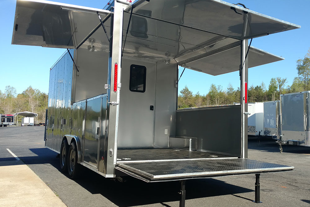 8.5 x 18 + V-nose BBQ Trailer