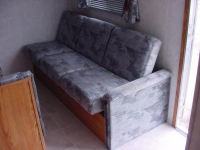 Living Quarters Trailer 16