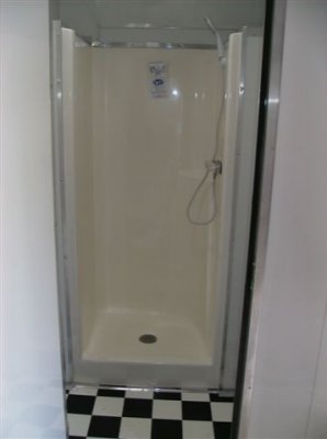 Living Quarters Trailer 24